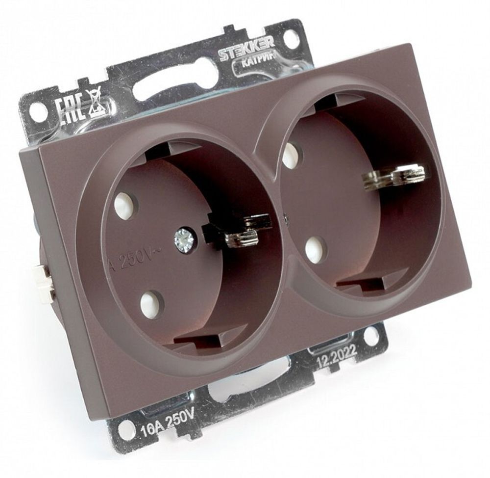 Розетка двойная с заземлением и со шторкой, без рамки Stekker Катрин 49030