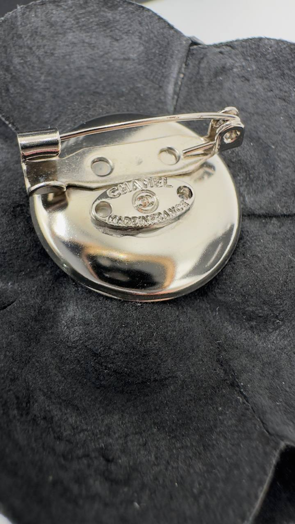Брошь CHANEL