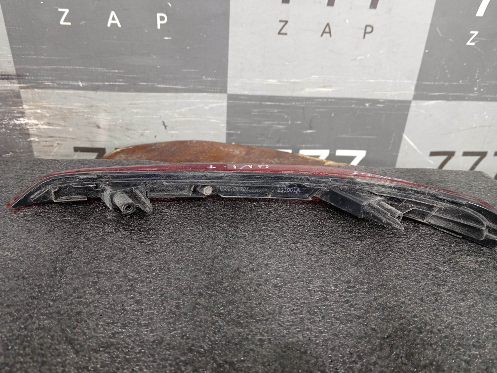 Катафот заднего бампера левый Changan UNI-T 20-нв Б/У Оригинал S202F2805030800AA