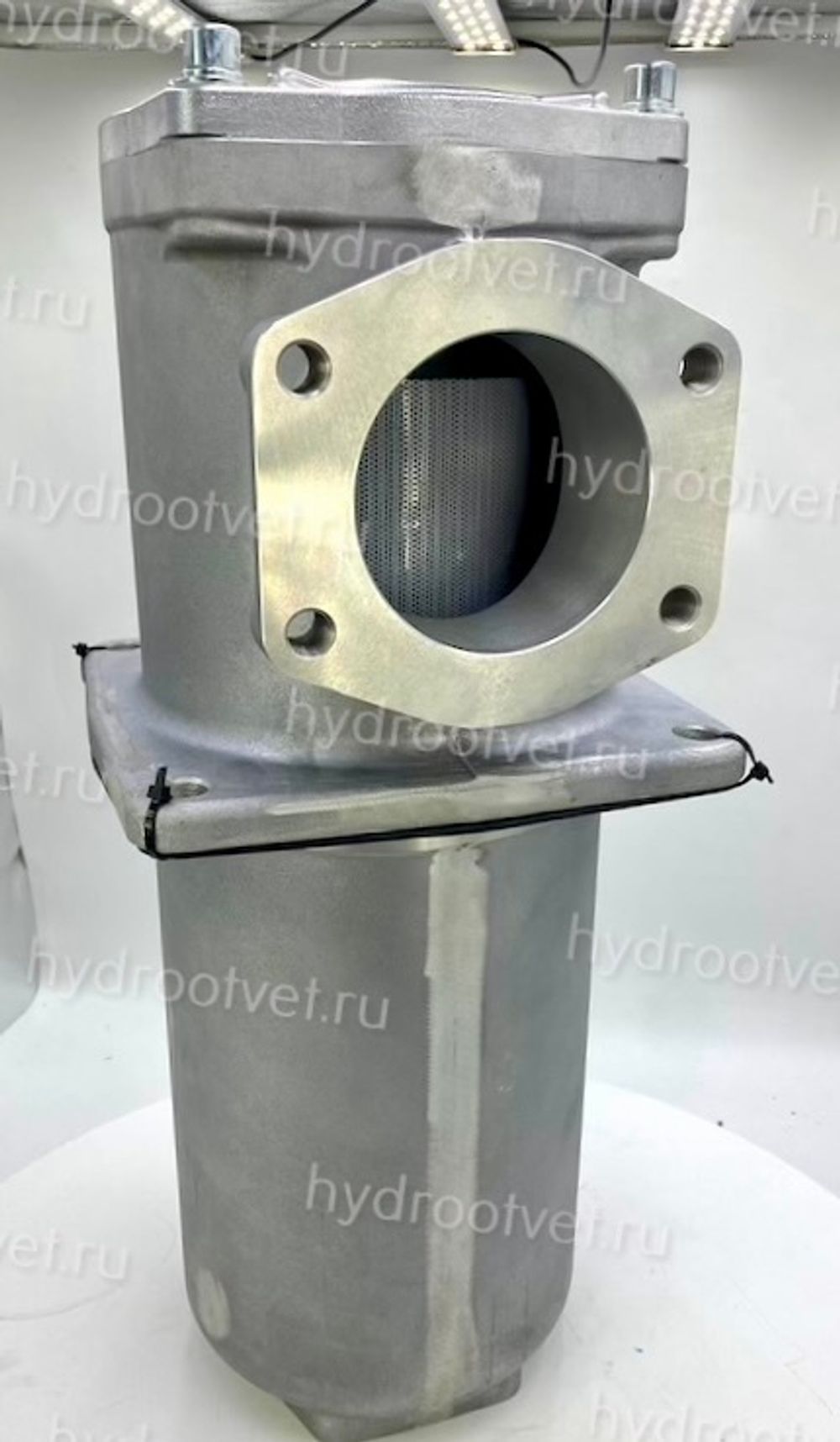 WKRFBN/HC1300DP10B1.X AL - Сливной фильтр гидравлический одинарный модели RF с алюминиевым корпусом тонкость фильтрации 10 мкм, типоразмер 1300, вид присоединения: фланец SAE 4" (DN100), материал корпуса - алюминий, рабочее давление до 25 бар, визуальный индикатор загрязнения