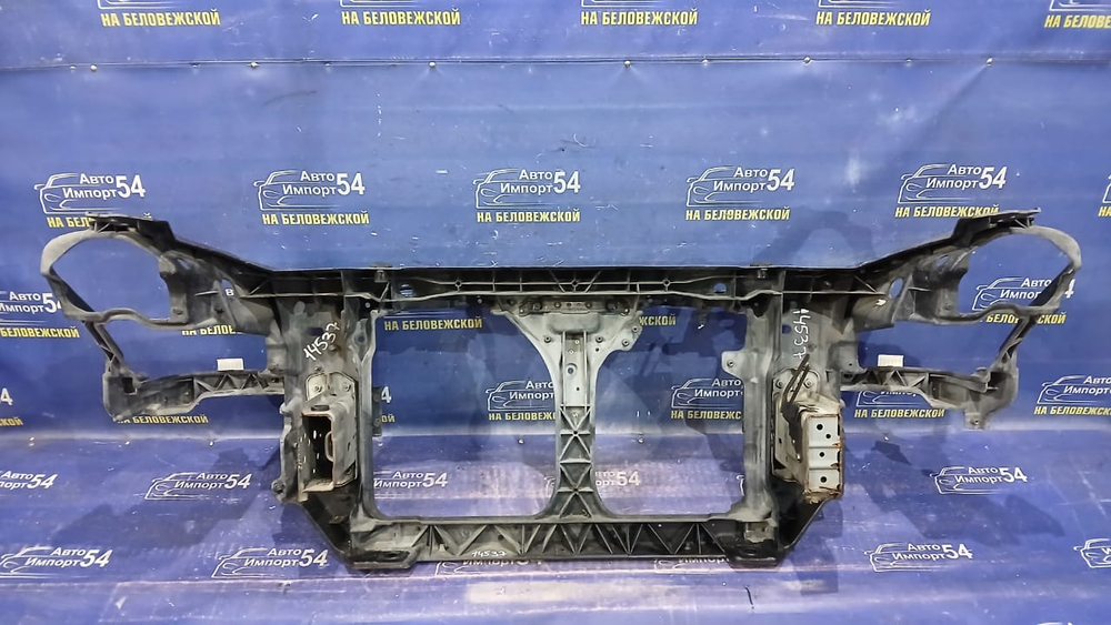 Рамка радиатора / телевизор NISSAN SKYLINE 2001-2004