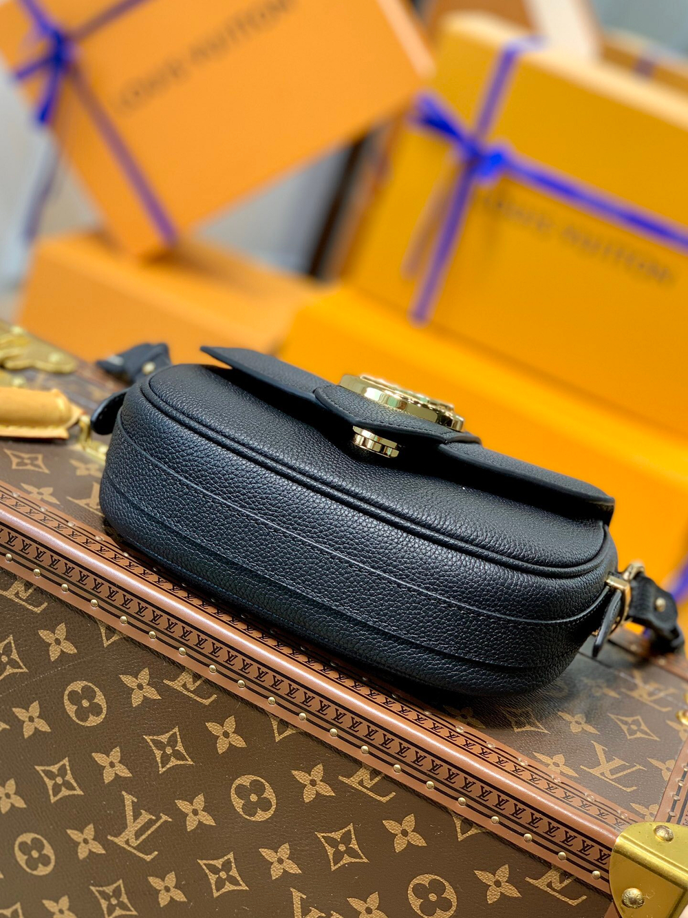 Louis Vuitton Pont 9 Soft PM