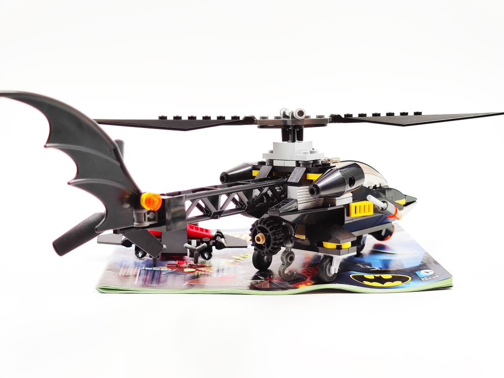 Конструктор LEGO 76011 Бэтмен: Атака человека и летучей мыши (б/у)