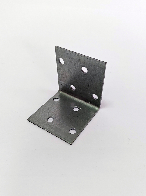 40х40х40 ОЦ. Крепежный уголок равносторонний (100)