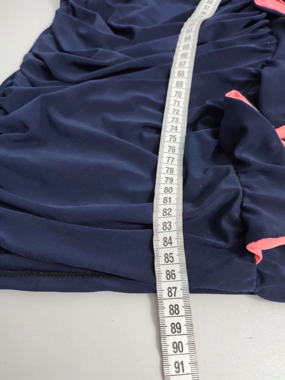 Платье нарядное 40 размер