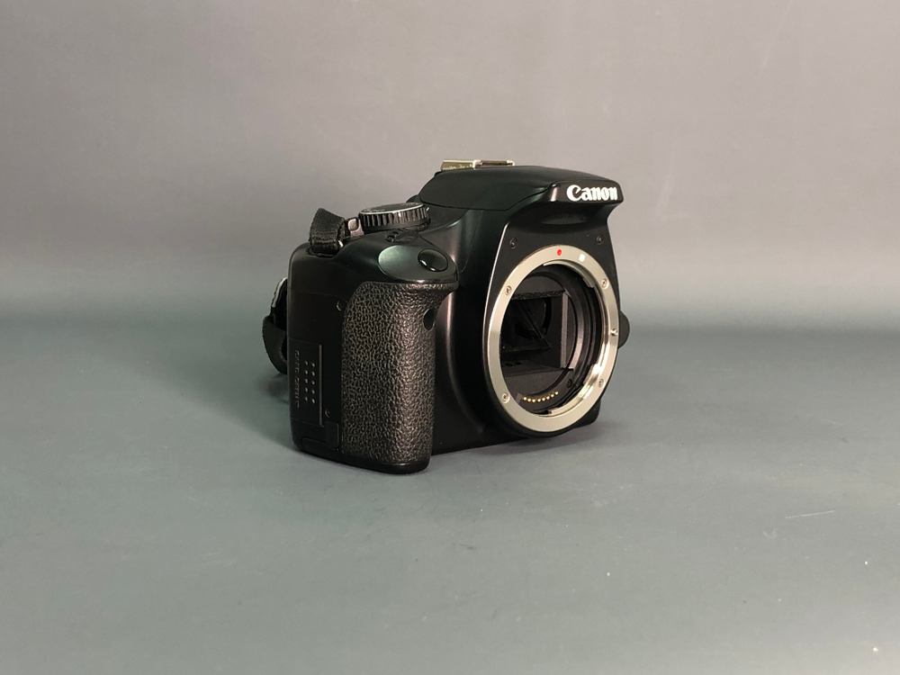 Canon 450D 25.450 кадров