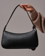 Кожаная сумка багет кросс-боди черный