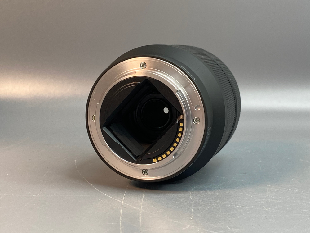 Sony FE 28-70mm 3.5-5.6 OSS