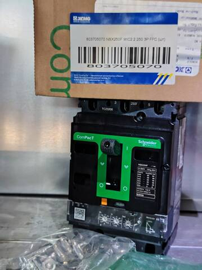 803705070 NSX250F MIC2.2 250 3P FFC