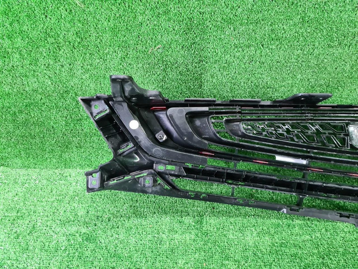 Решетка радиатора Geely Coolray (2019-2023)