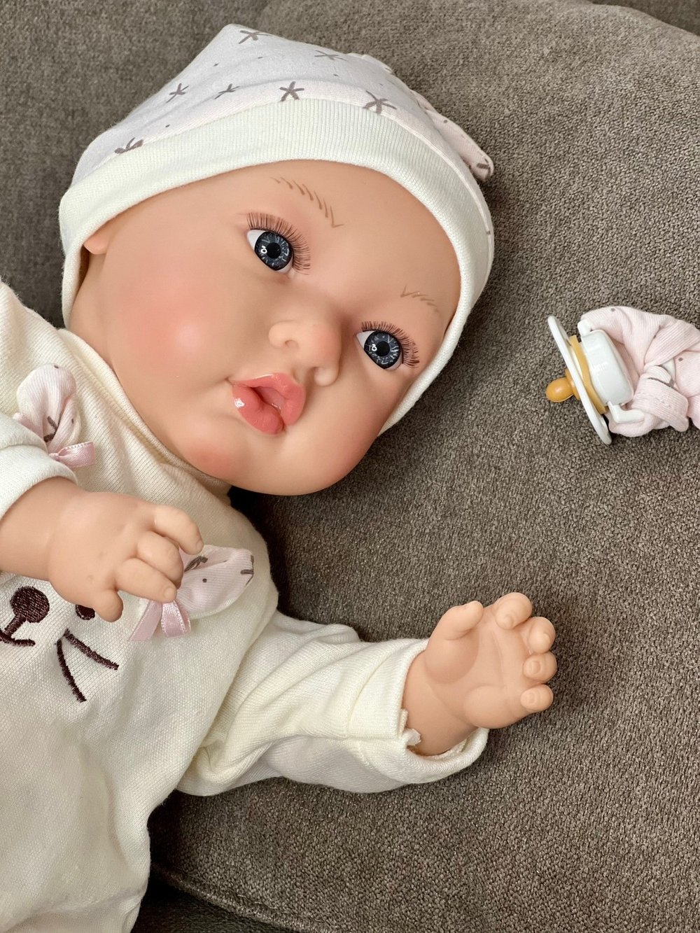 Кукла Nines 45см Susette мягконабивная в пакете (N2600K)