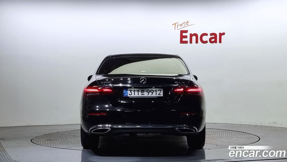 Mercedes-Benz E-Class W213 E250 Exclusive (05.2022)
