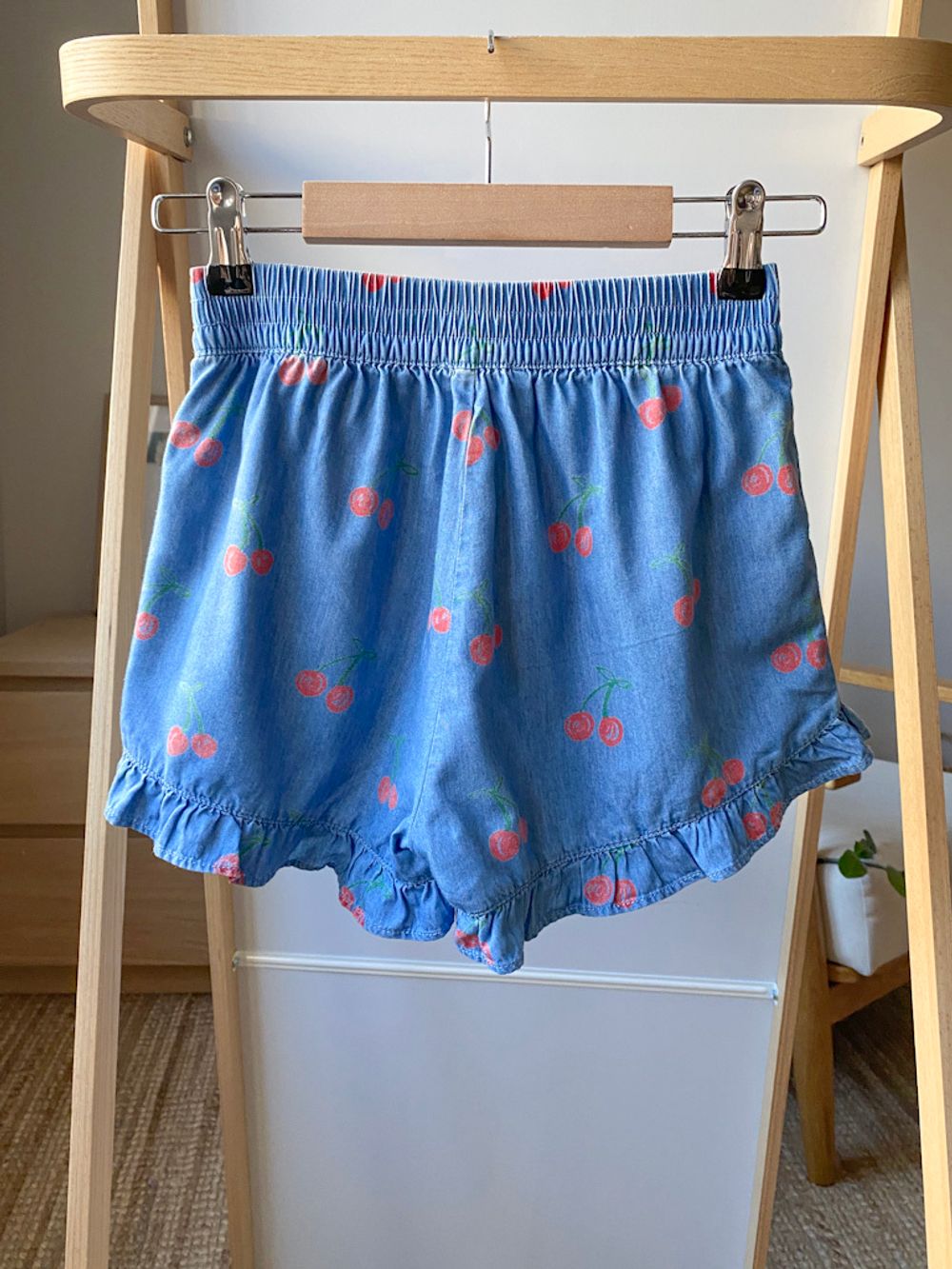 Новые шорты Stella McСartney, 140