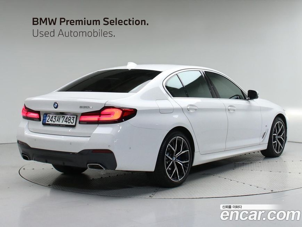 BMW 5 Series (G30) 530e M Sports (02.2021)
