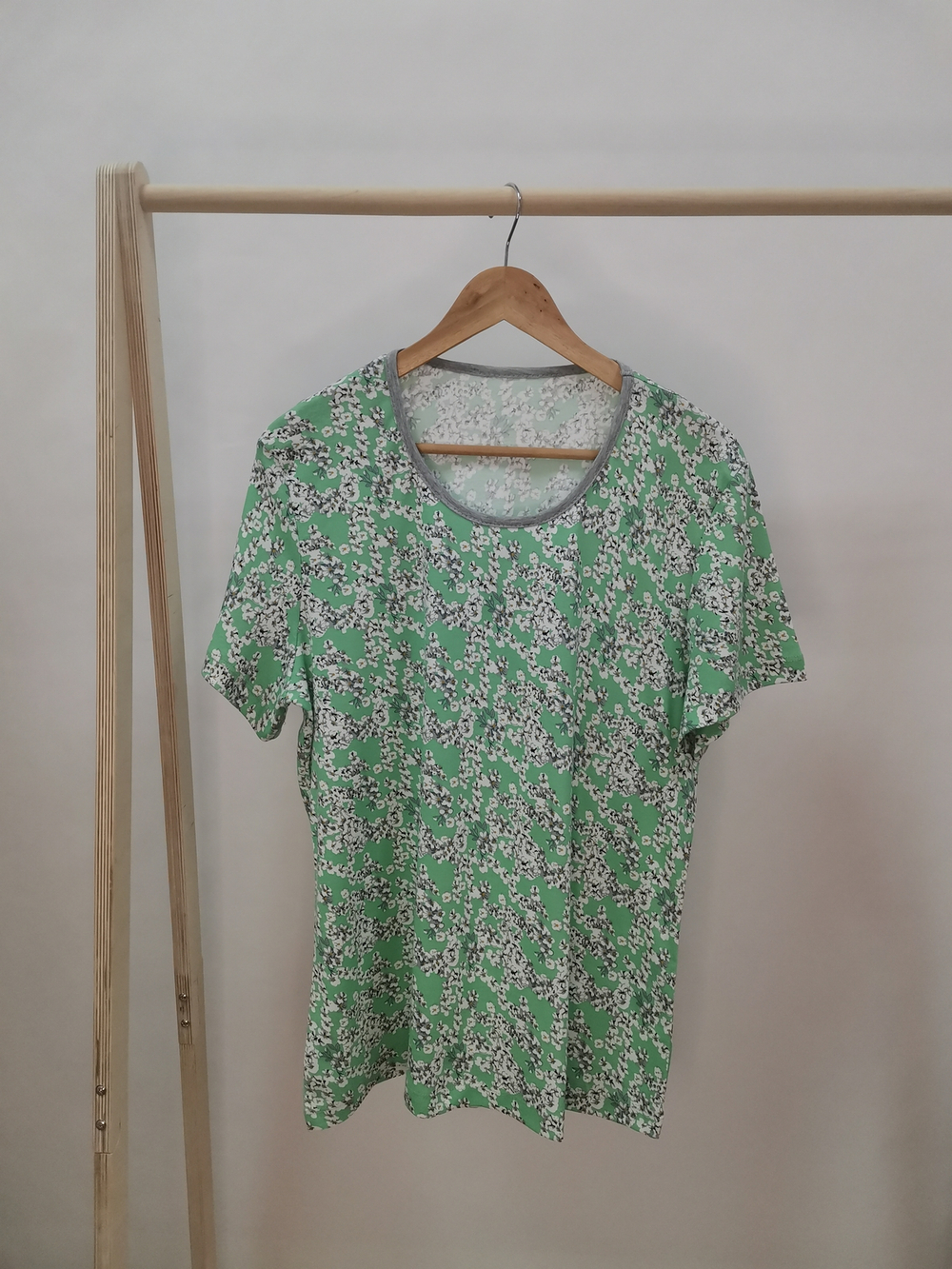 Футболка Ф-22Х/салатовый-луговыецветы