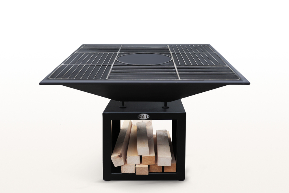 Очаг с вентиляционными отверстиями и решеткой для приготовления (№3)