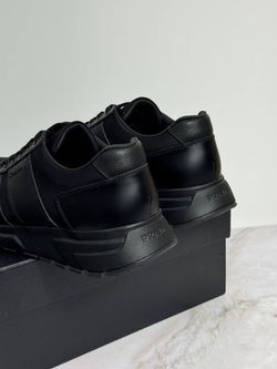 Кроссовки Prada