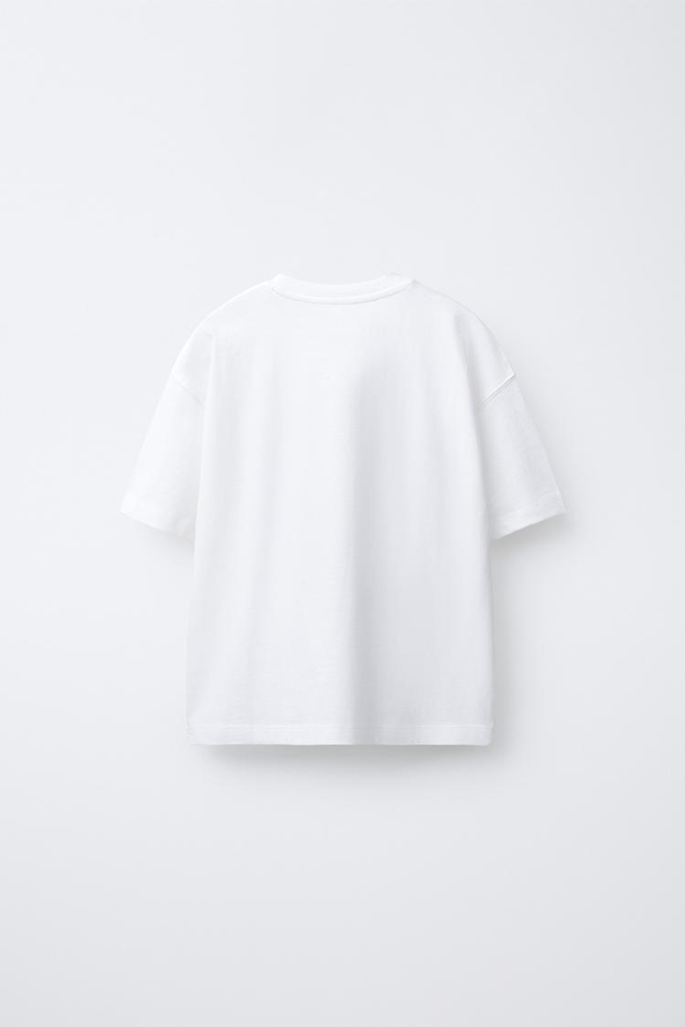 ZARA ФУТБОЛКА С РЕЛЬЕФНЫМ ПРИНТОМ, БЕЛЫЙ