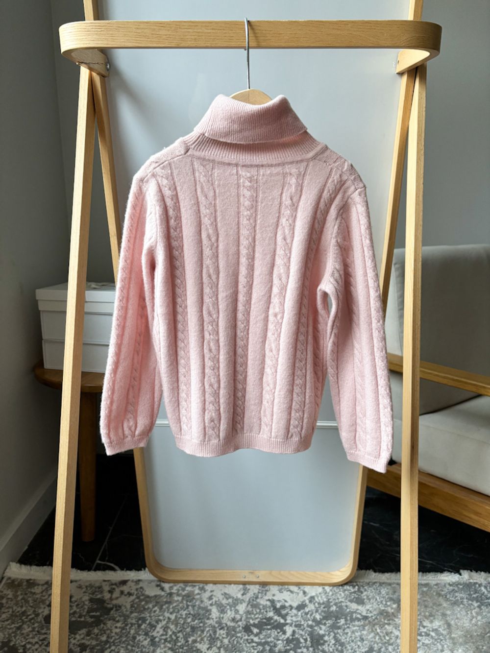 Кашемировый свитер, 104