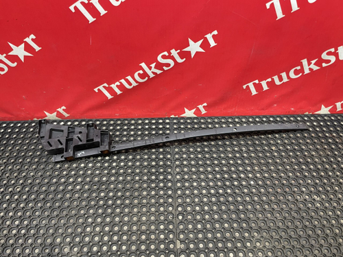 Кронштейн спойлера верхнего левого 2019г.