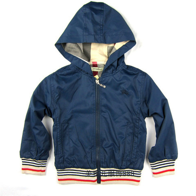 Ветровка детская с контрастными манжетами в полоску