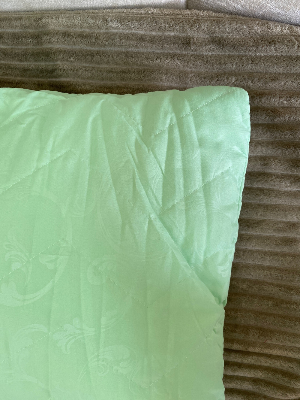 Подушка "Бамбук" леб пух+бамбук.волокно микрофибра 38*58