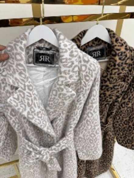 Пальто 2579550 Fabrika