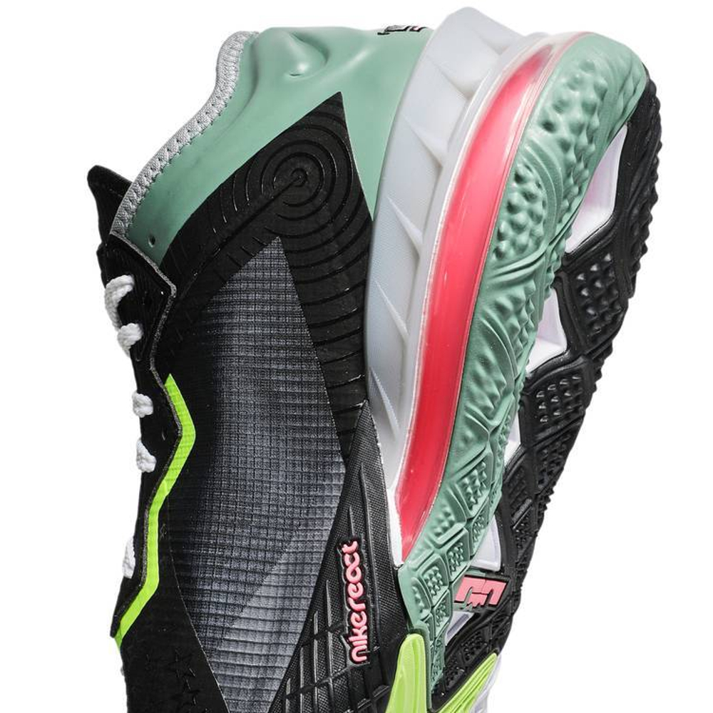 Кроссовки Space Jam X Nike Lebron 18 Bugs Bunny X Marvin The Martian 18