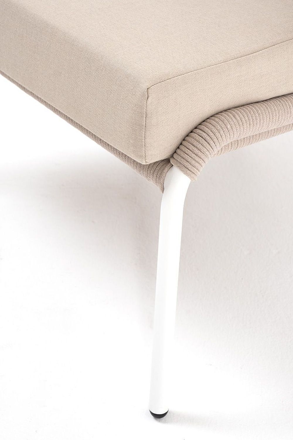 "Милан" лаунж-зона 4-местная плетеная из роупа (веревки), каркас алюминиевый белый, роуп бежевый