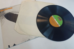 Винтажная виниловая пластинка Led Zeppelin Led Zeppelin (UK 1974)