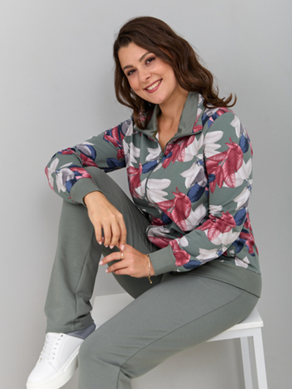 Костюм с брюками КБ-184/оливкабордо-листья