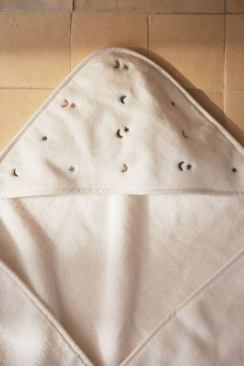 ZARA HOME ДЕТСКАЯ ХЛОПКОВАЯ НАКИДКА-ПОЛОТЕНЦЕ, КРЕМОВЫЙ