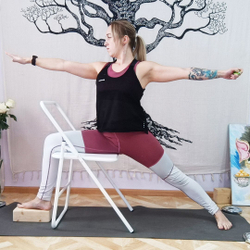Стул для занятий йогой разной высоты