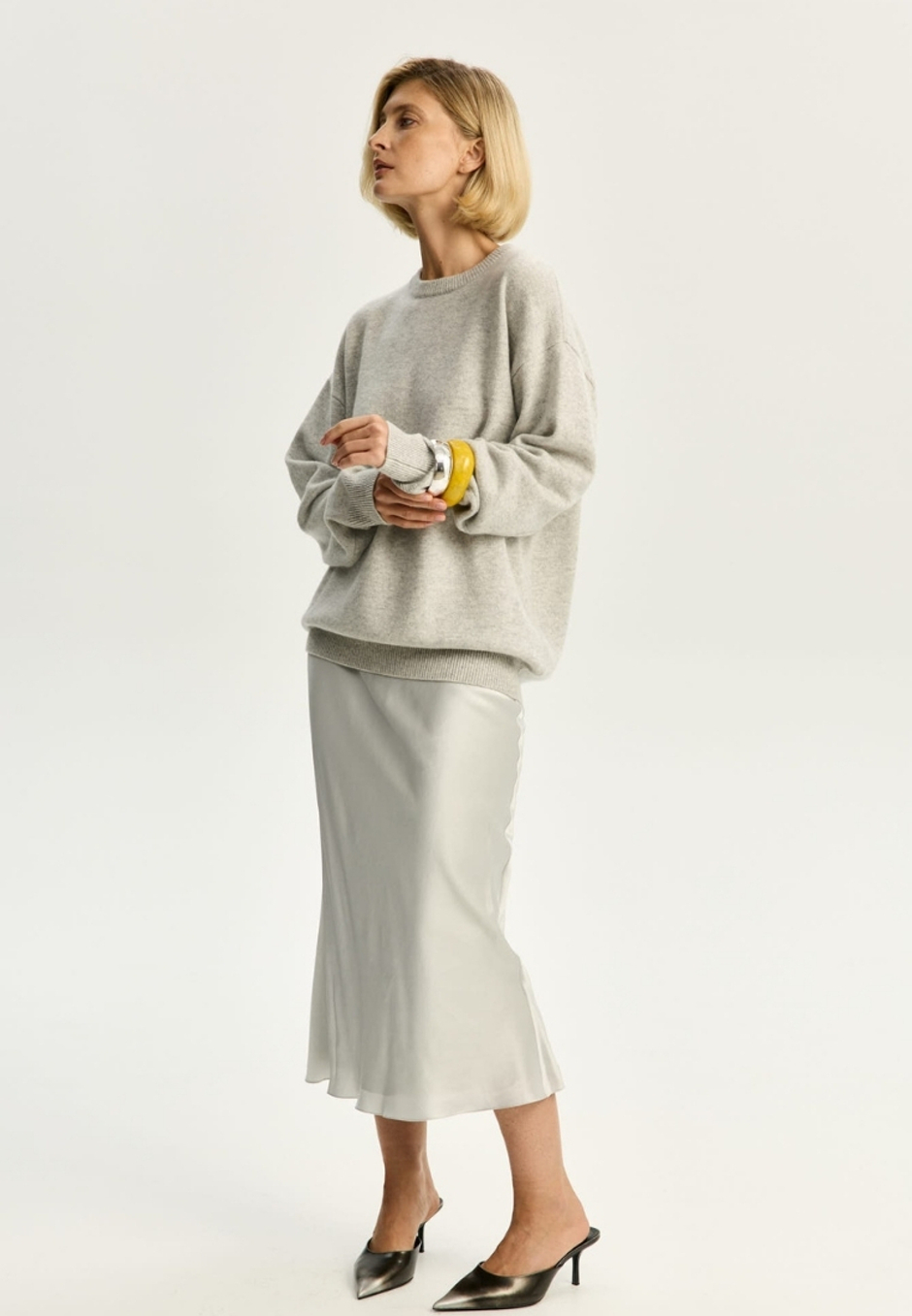 Свитер нежная классика с люрексом