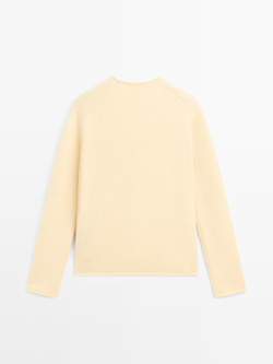 Massimo Dutti Свитер из 100% шерсти с V-образным вырезом, ванильный