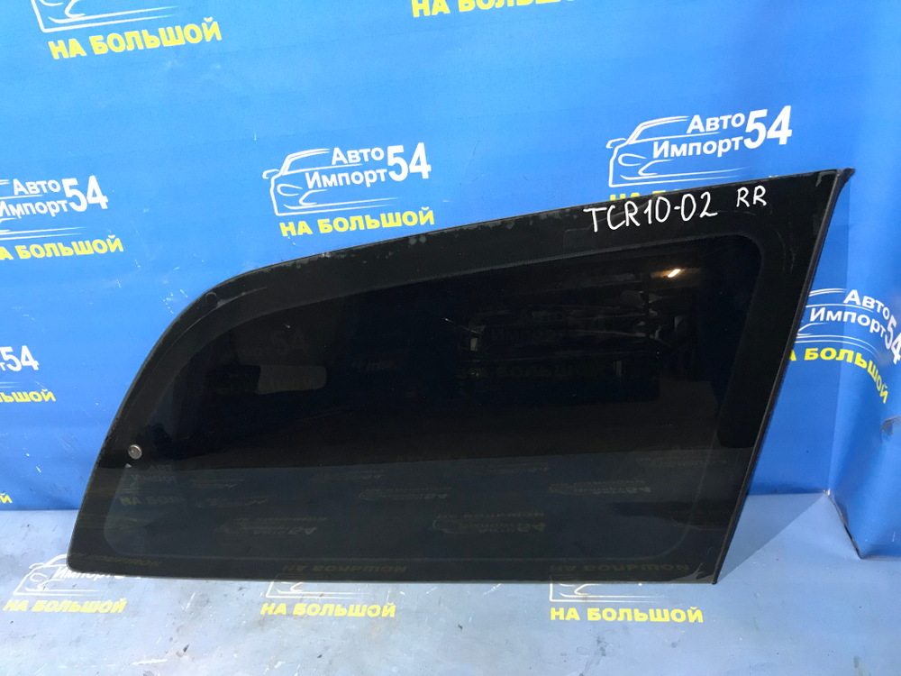 Стекло багажника правое TOYOTA ESTIMA 1999