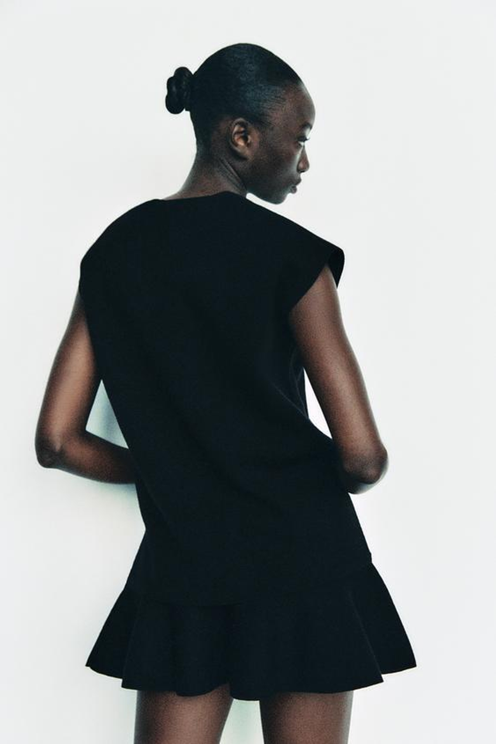 ZARA ТОП С РАЗРЕЗАМИ, ЧЕРНЫЙ