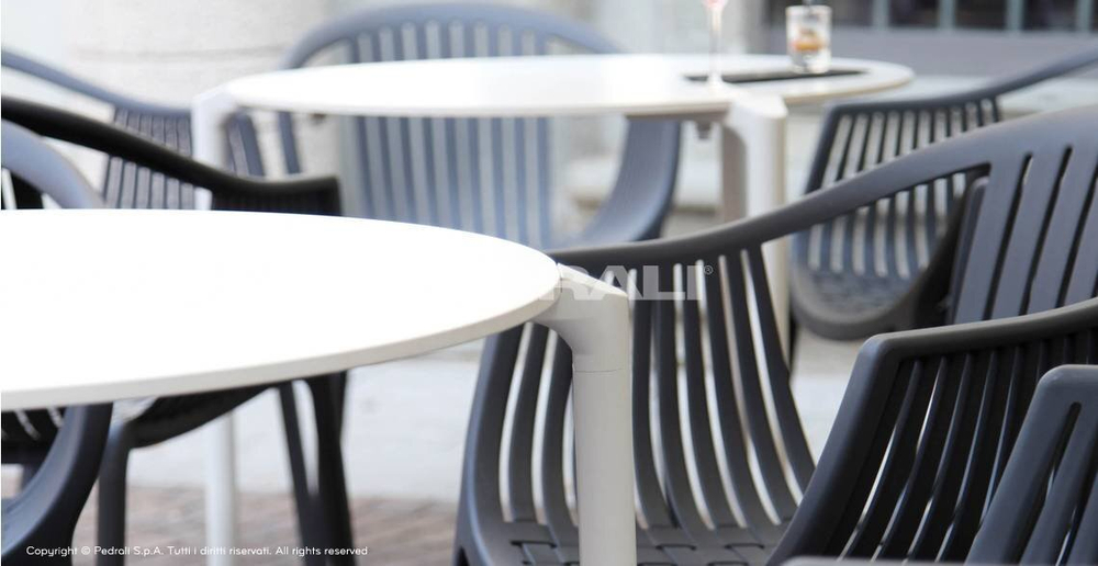 Кресло пластиковое Pedrali Tatami, серый