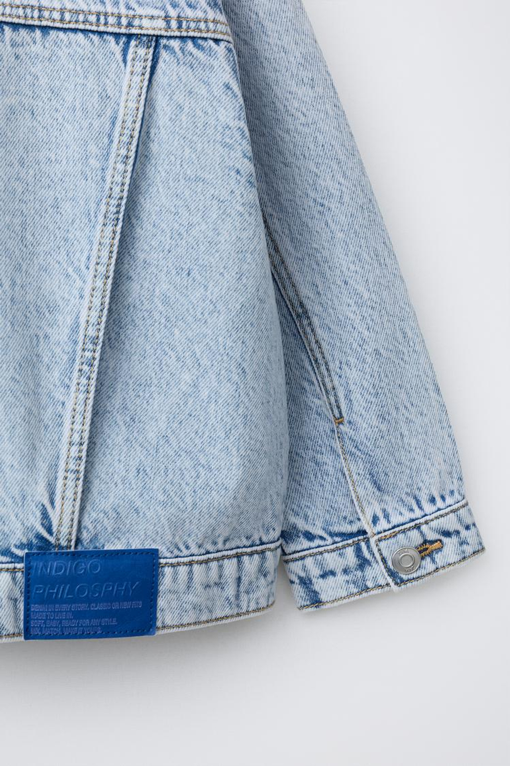 ZARA ДЖИНСОВАЯ КУРТКА С ЭТИКЕТКОЙ, ГОЛУБОЙ