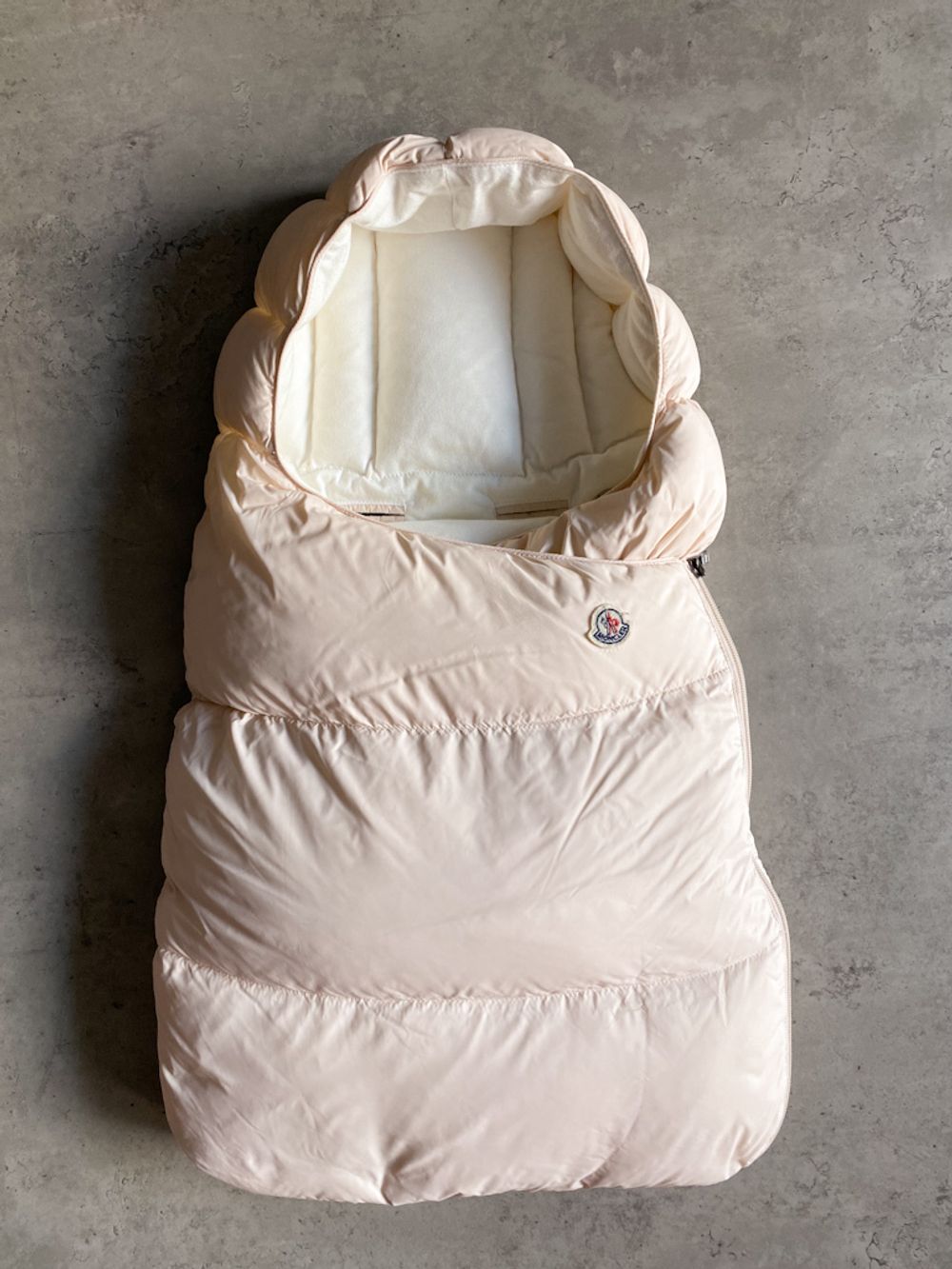 Пуховой конверт Moncler, 68