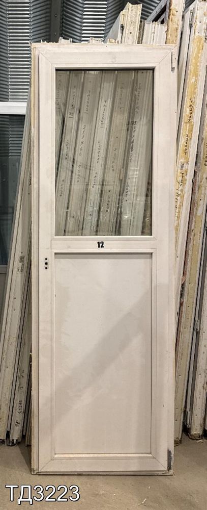 Дверь балконная пластиковая Б/У 2060(в) x 690(ш)