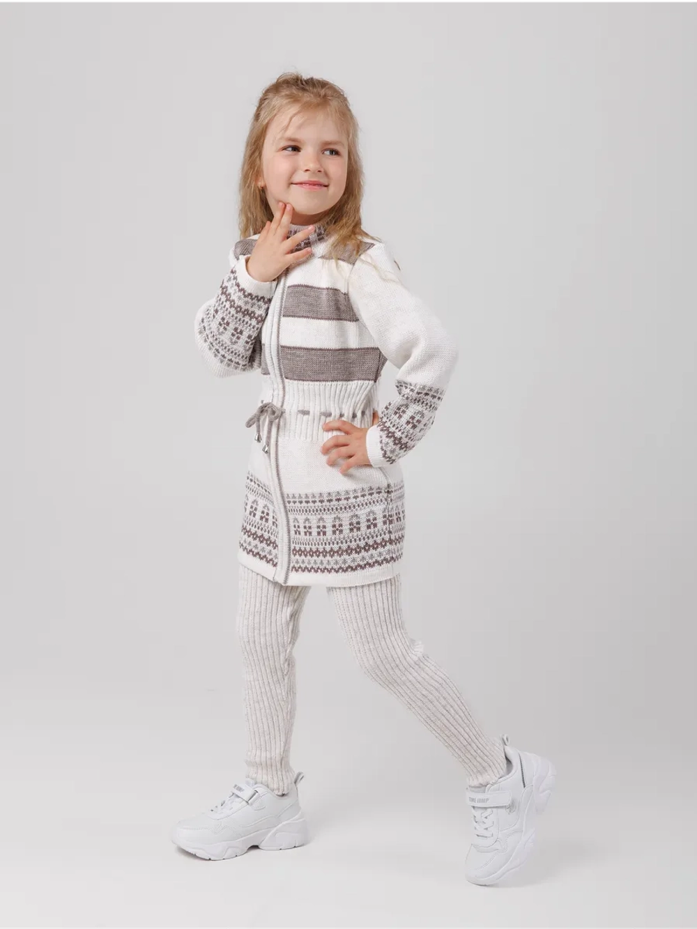 Кардиган вязаный на молнии для девочки