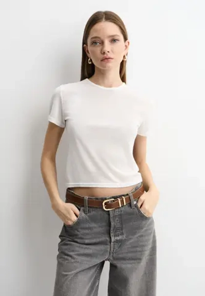 Футболка Skims, цвет белый