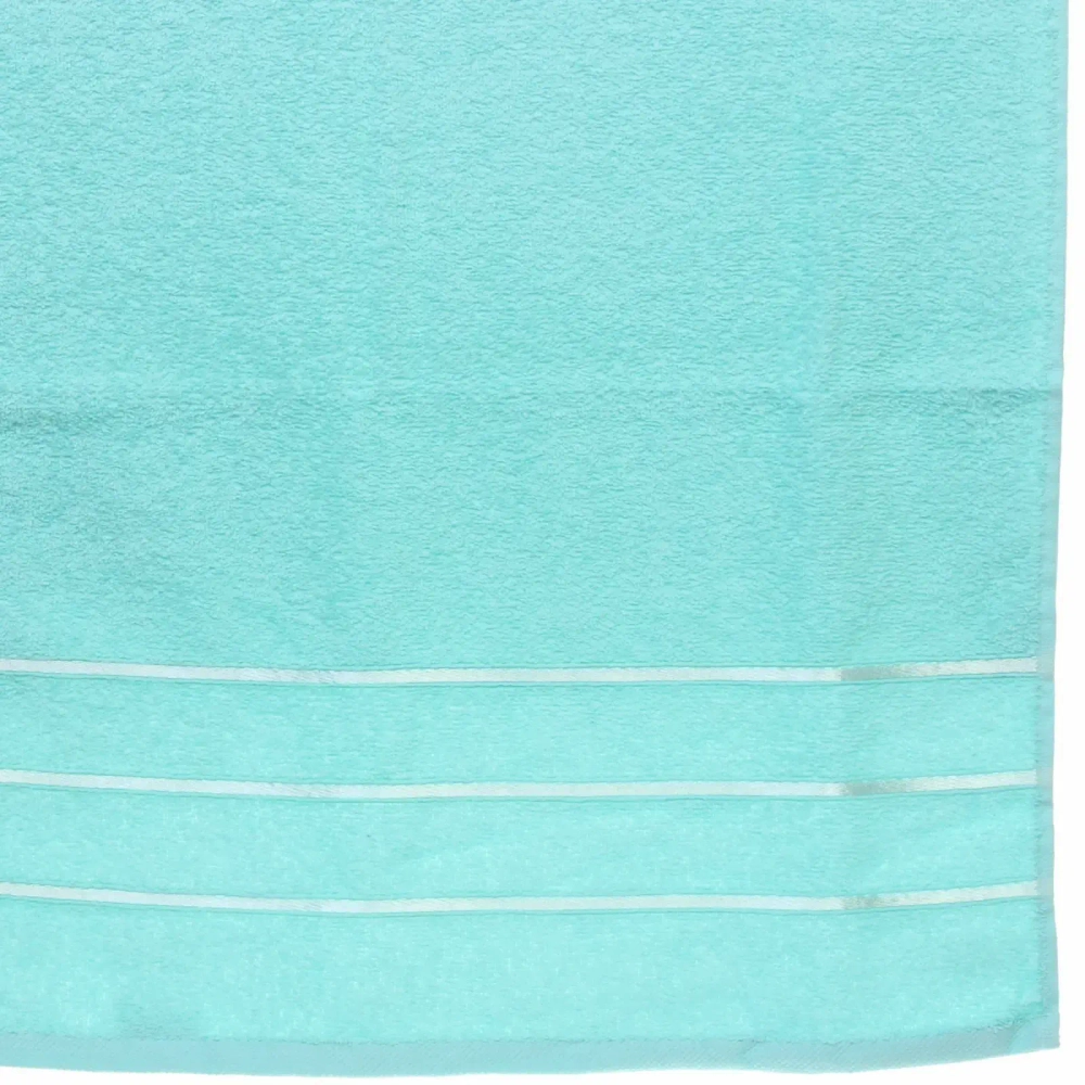 Полотенце махровое 70*140см «LUNA» цвет мятный 05010 плотность 360гр/м2 с петелькой-подвесом