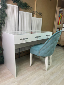 Стол со стеклом х3 (НА ЗАКАЗ)