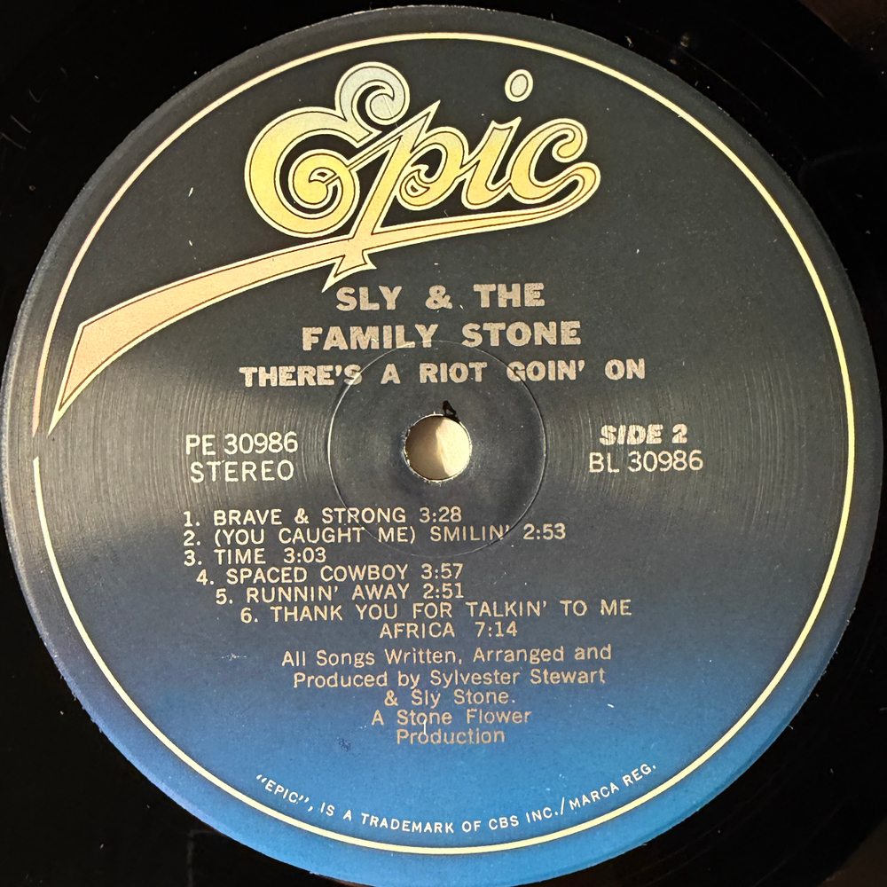 Sly & The Family Stone ‎– There's A Riot Goin' On (США 1986г.) Т