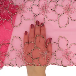 Вышивка на сетке розовая фуксия светлая 23 см