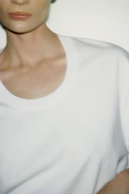 ZARA ФУТБОЛКА ОВЕРСАЙЗ В СТИЛЕ РУСТИК, БЕЛЫЙ