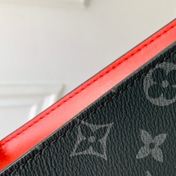 Louis Vuitton Pochette Voyage MM