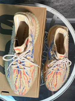 Кроссовки Adidas